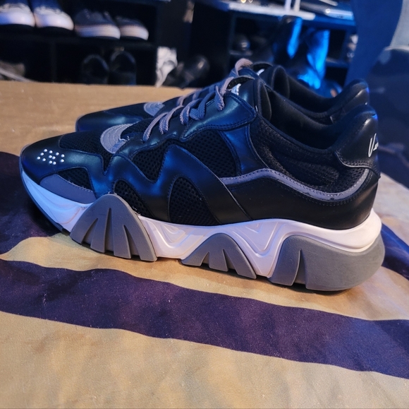 Versace Squalo Sneakers 0 - Picture 10 of 13